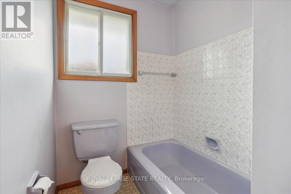 122 GLEN CASTLE DRIVE Image 26