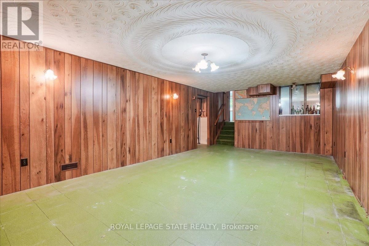 122 GLEN CASTLE DRIVE Image 32
