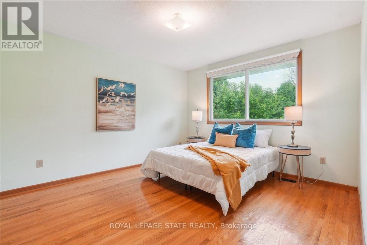 122 GLEN CASTLE DRIVE Image 4