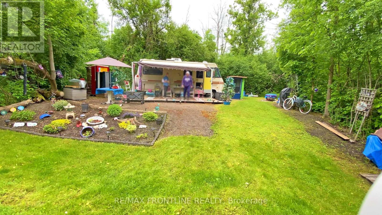 122 IRWIN STREET Image 11