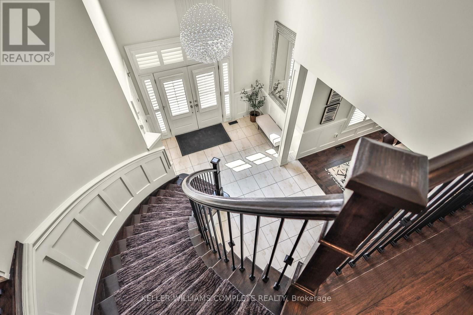 220 MOORLAND CRESCENT Image 20