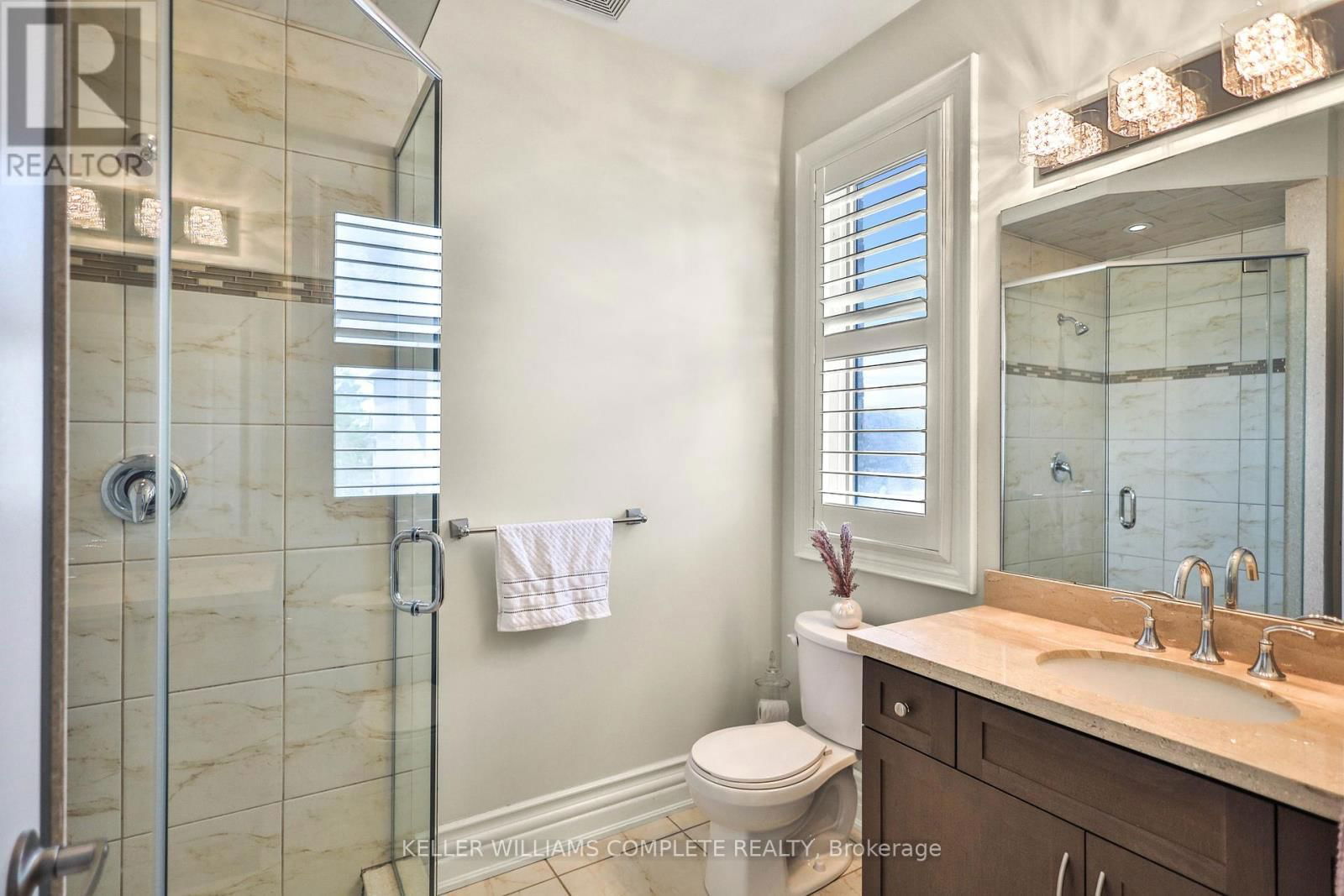 220 MOORLAND CRESCENT Image 27