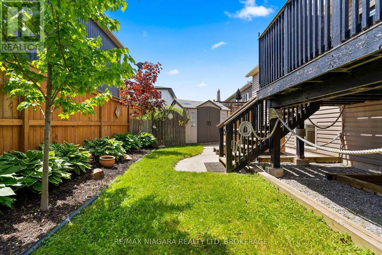 8 CORBIN STREET Image 26