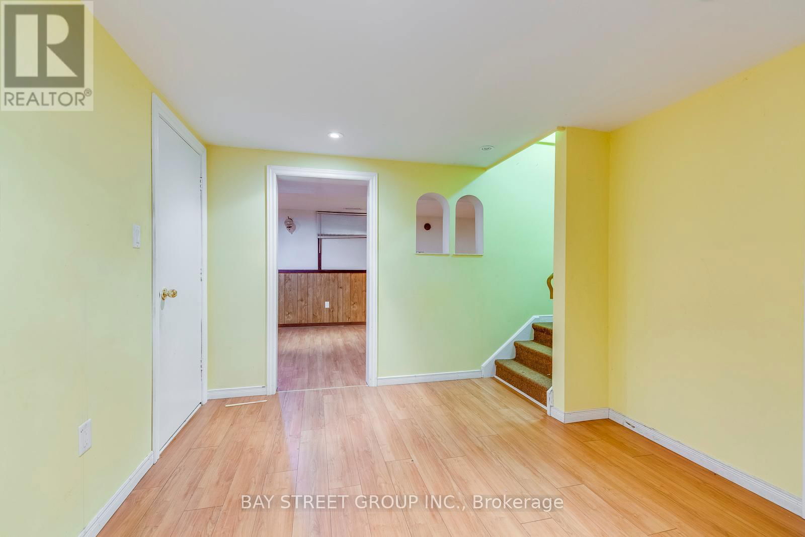 55 MILANO COURT Image 25