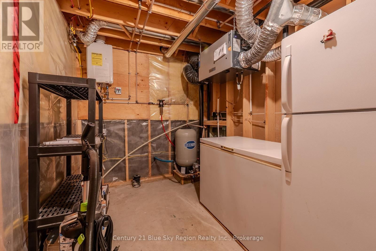220 HUMMEL LINE Image 33