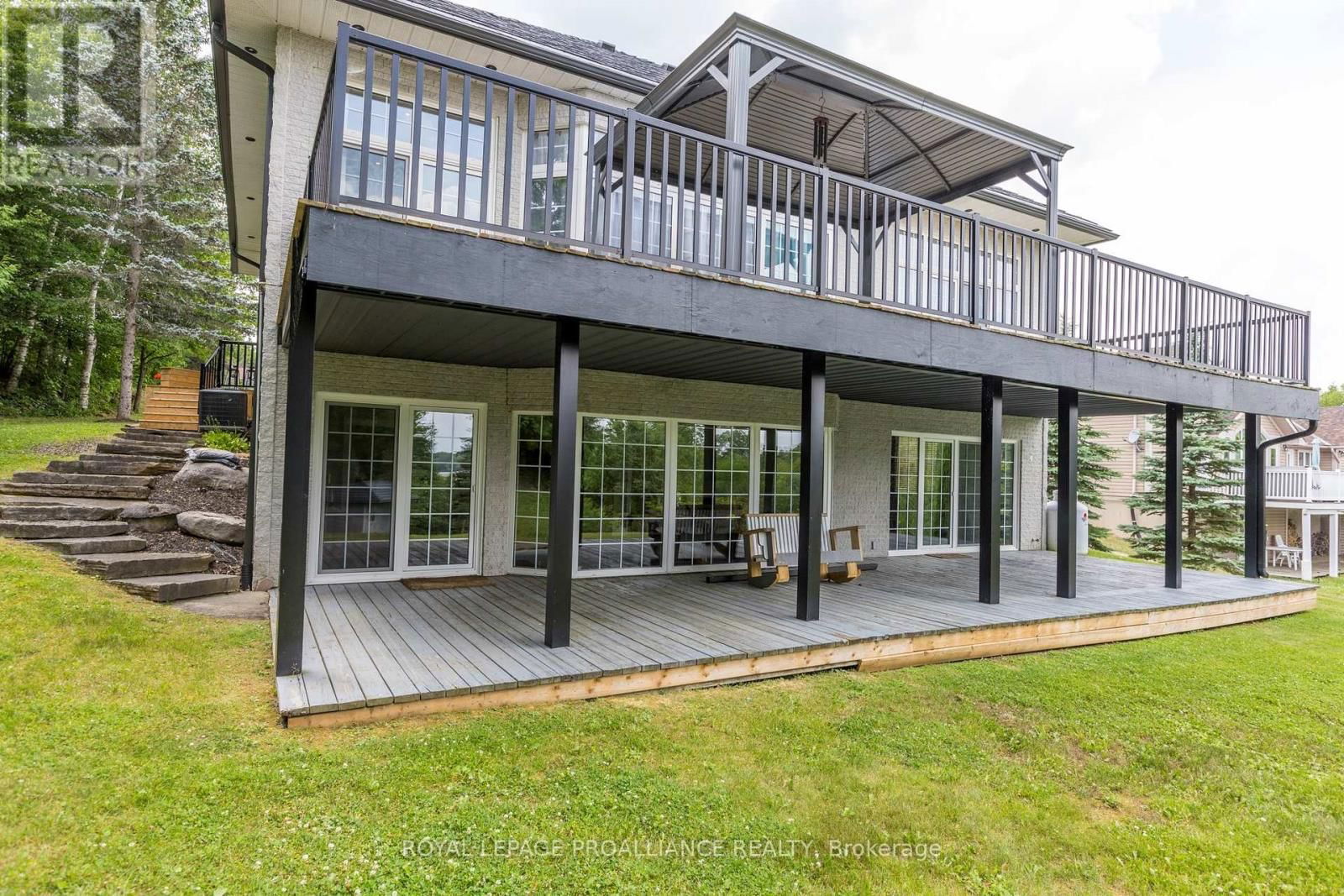 137 SUMCOT DRIVE Image 19