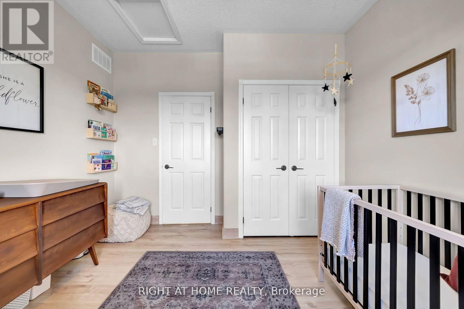 47 MEADOWLAND DRIVE Image 22