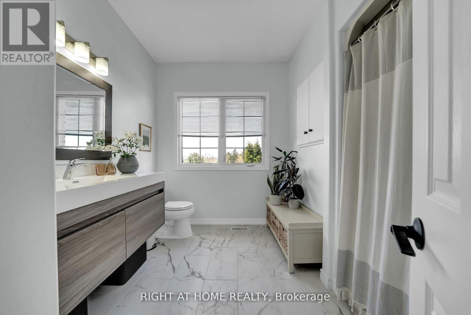 47 MEADOWLAND DRIVE Image 23