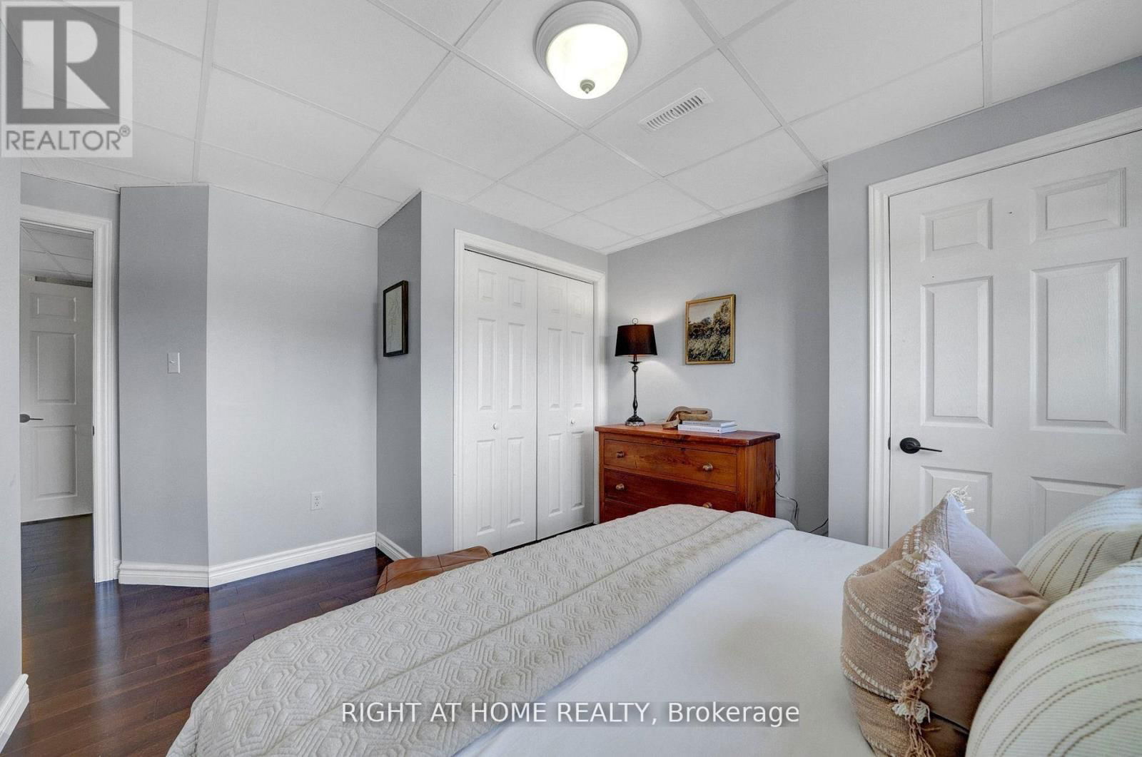 47 MEADOWLAND DRIVE Image 31