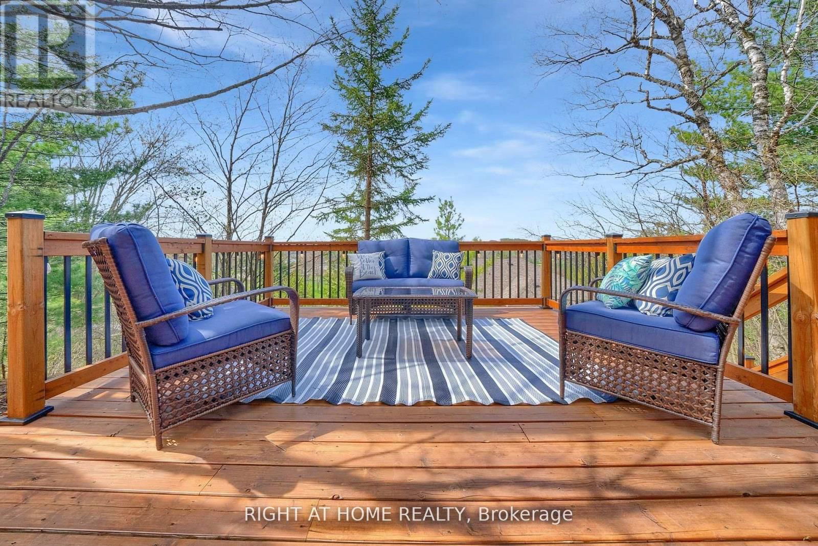 47 MEADOWLAND DRIVE Image 35