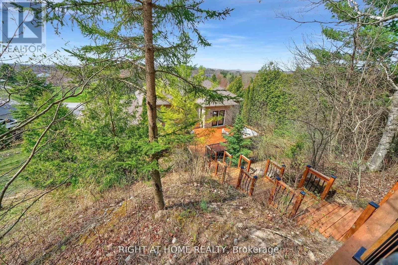 47 MEADOWLAND DRIVE Image 36