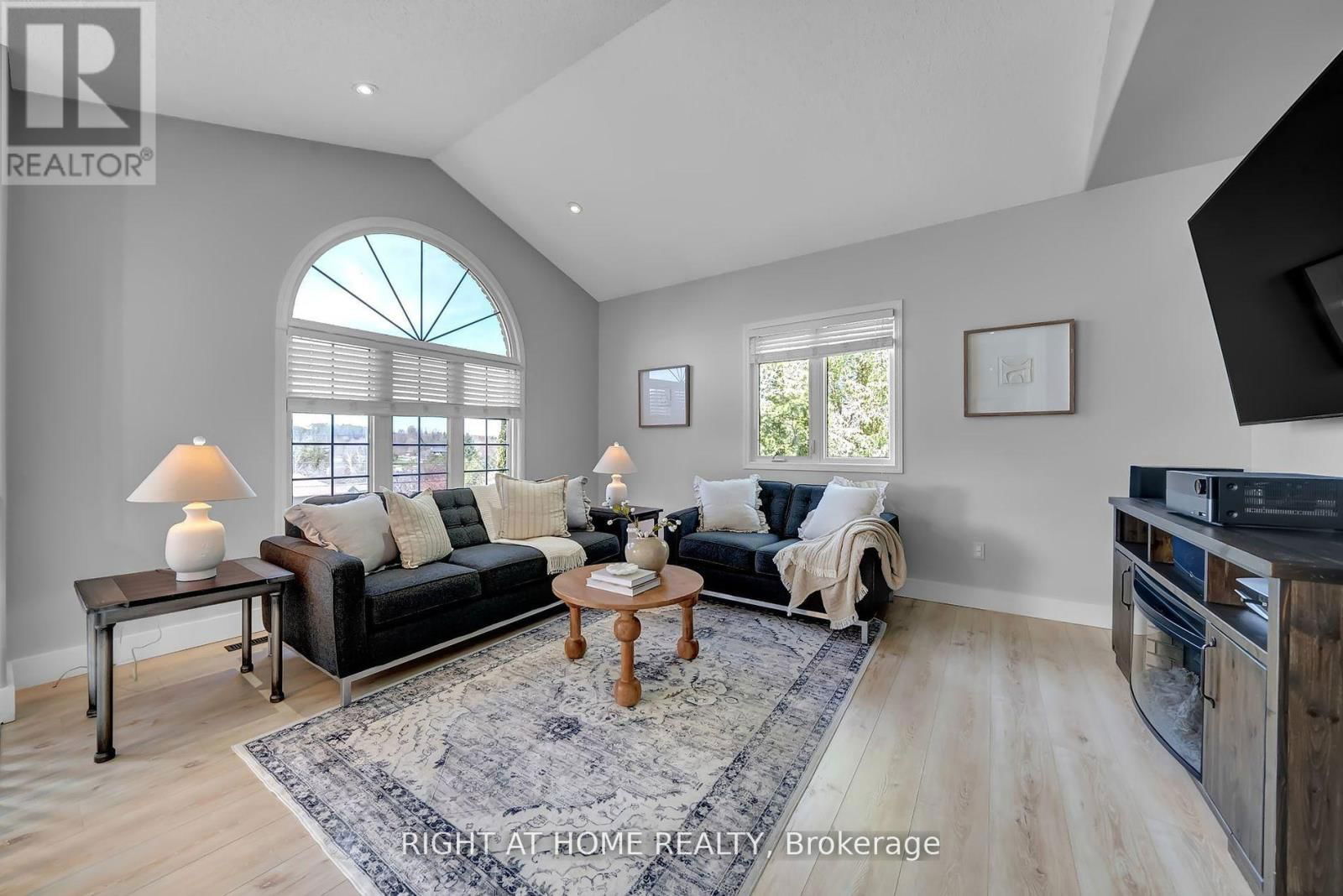 47 MEADOWLAND DRIVE Image 5