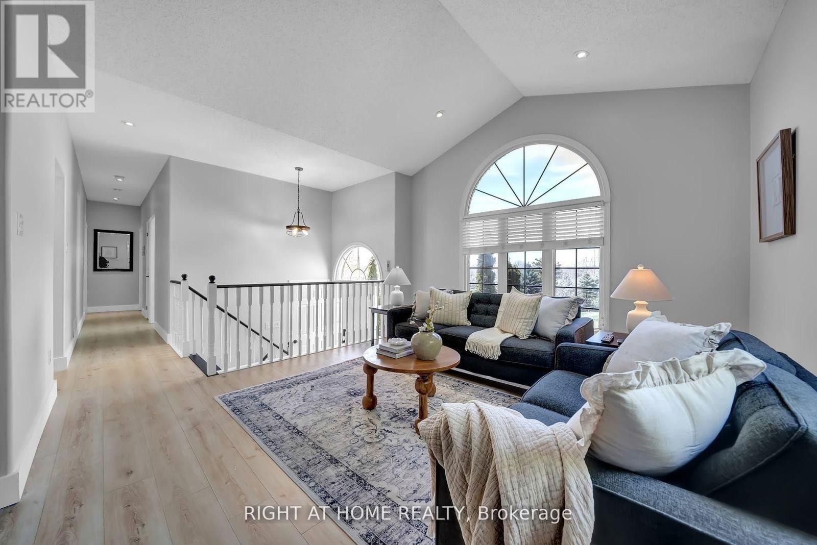 47 MEADOWLAND DRIVE Image 7