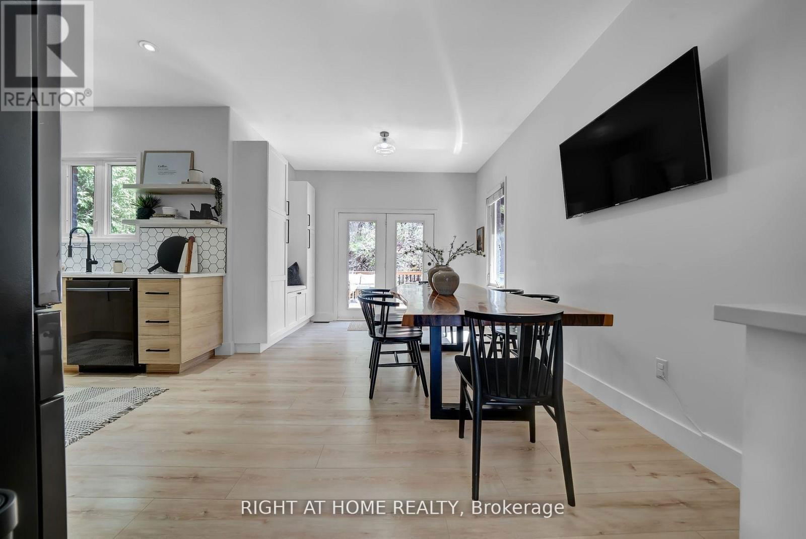 47 MEADOWLAND DRIVE Image 8