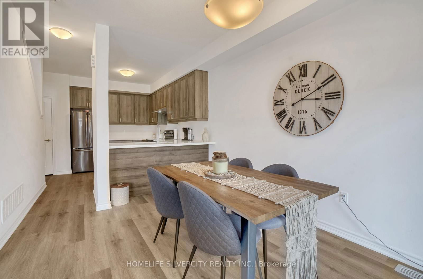 119 - 461 BLACKBURN DRIVE Image 11