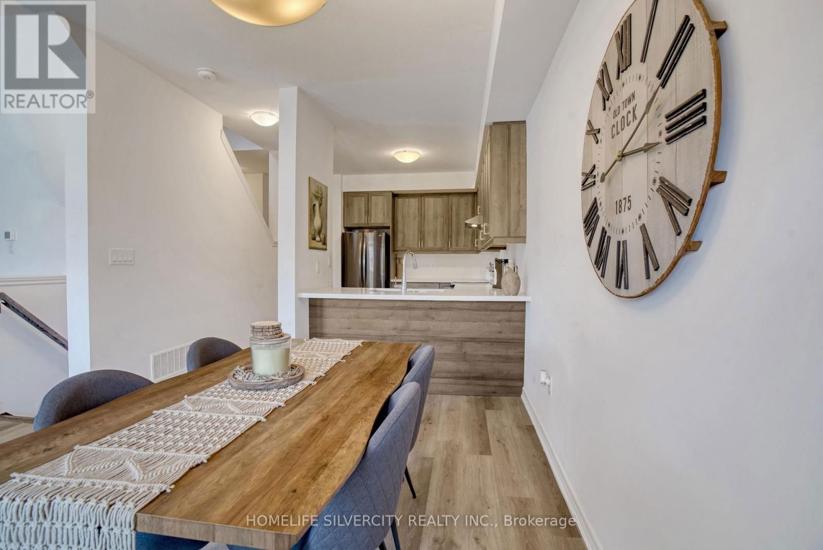 119 - 461 BLACKBURN DRIVE Image 12