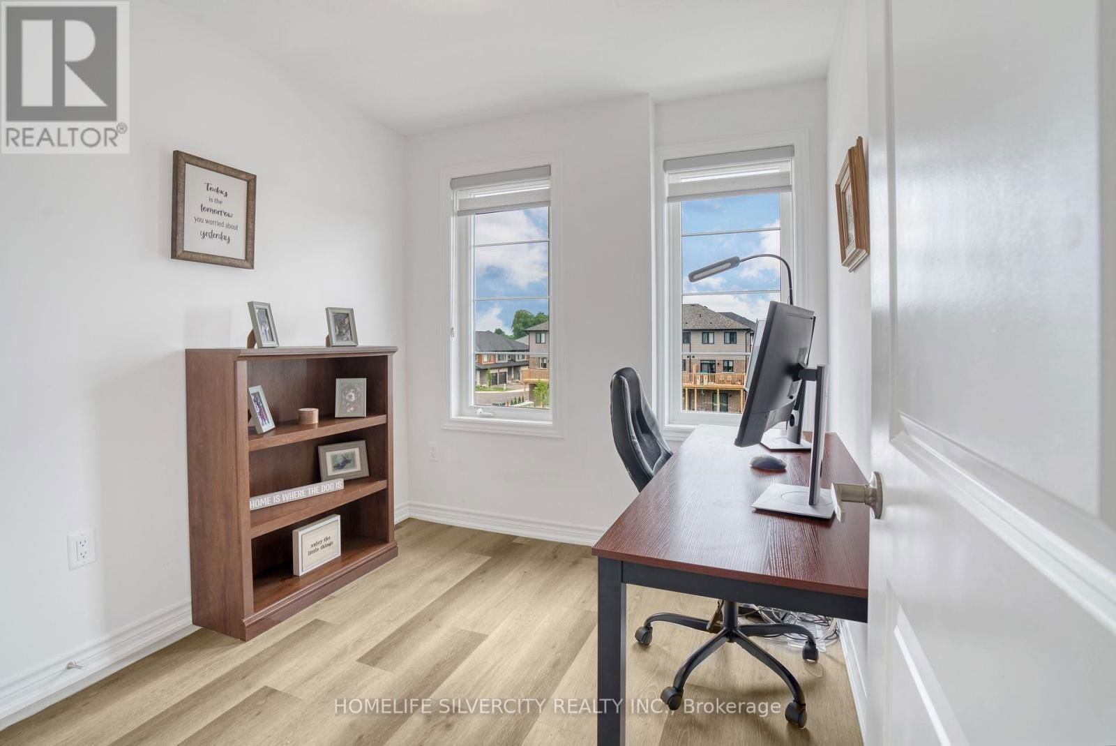 119 - 461 BLACKBURN DRIVE Image 26