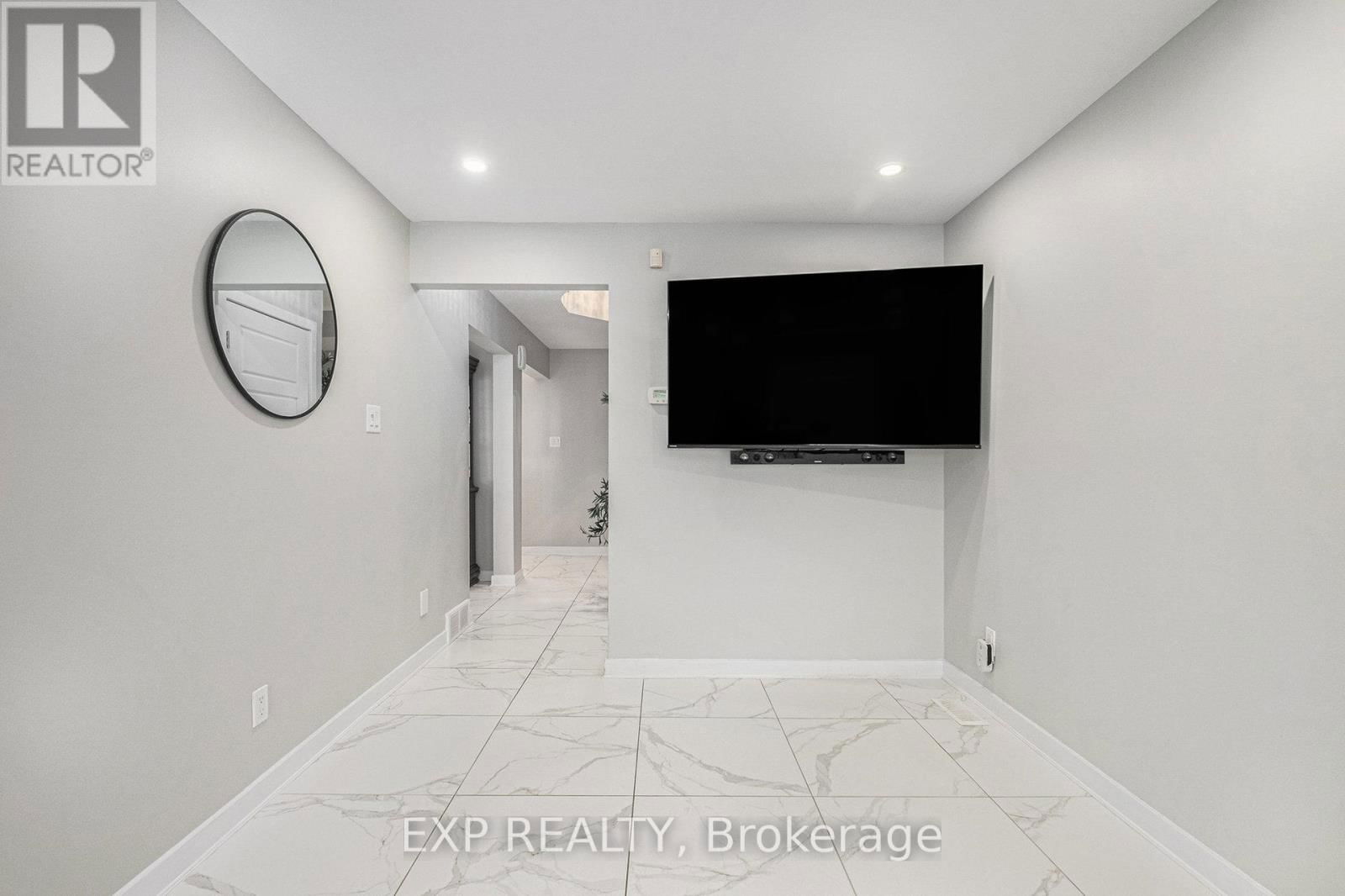 58 RAJ TERRACE Image 34