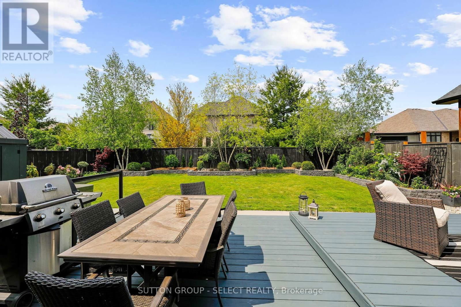 710 HICKORYRIDGE COMMON Image 41