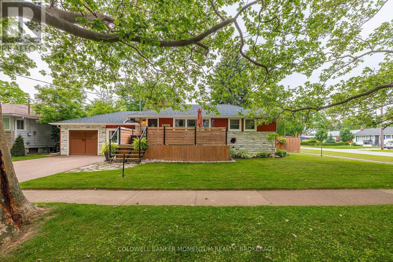 7 OVERHOLT STREET Image 4