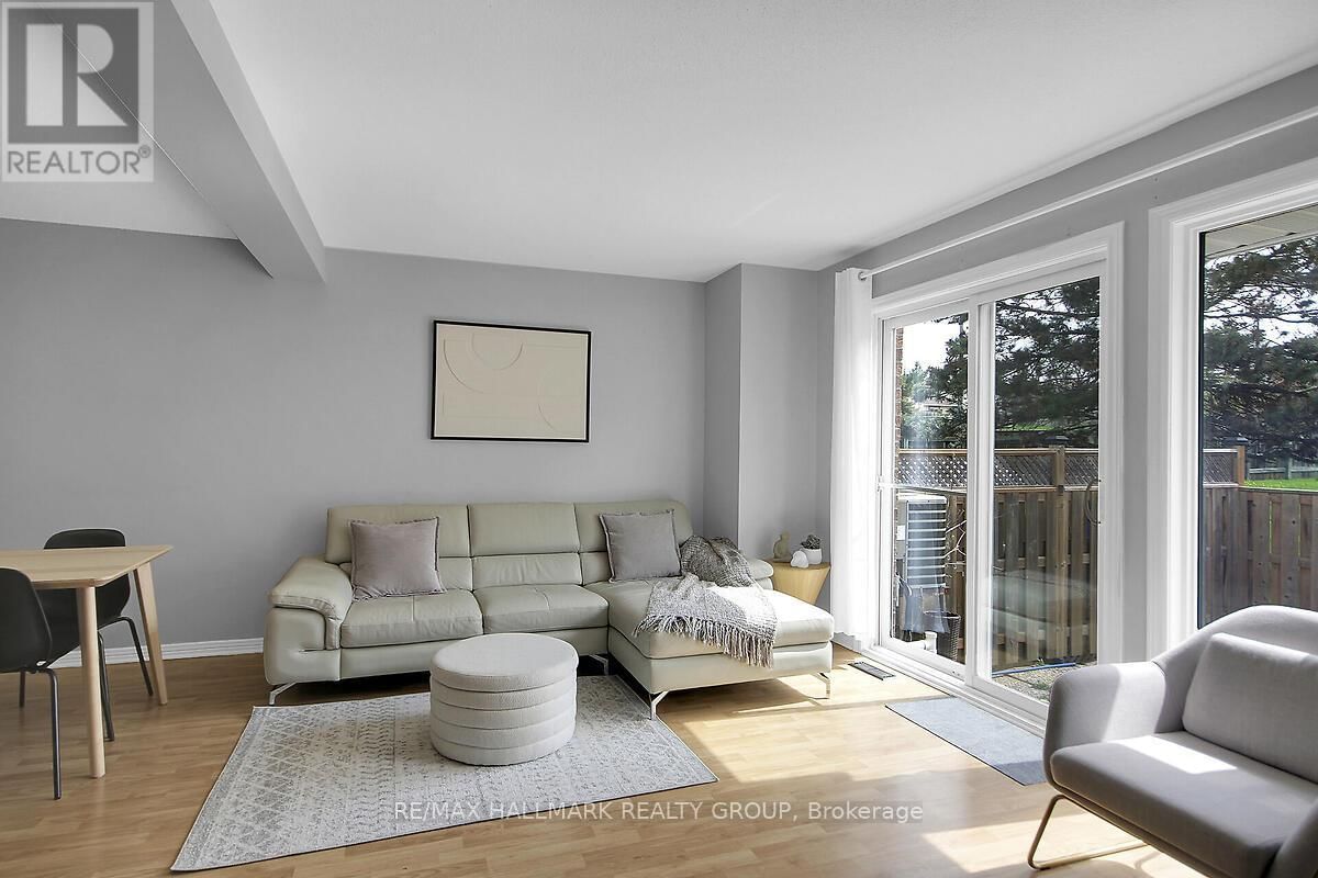 20 BENTBROOK CRESCENT Image 23