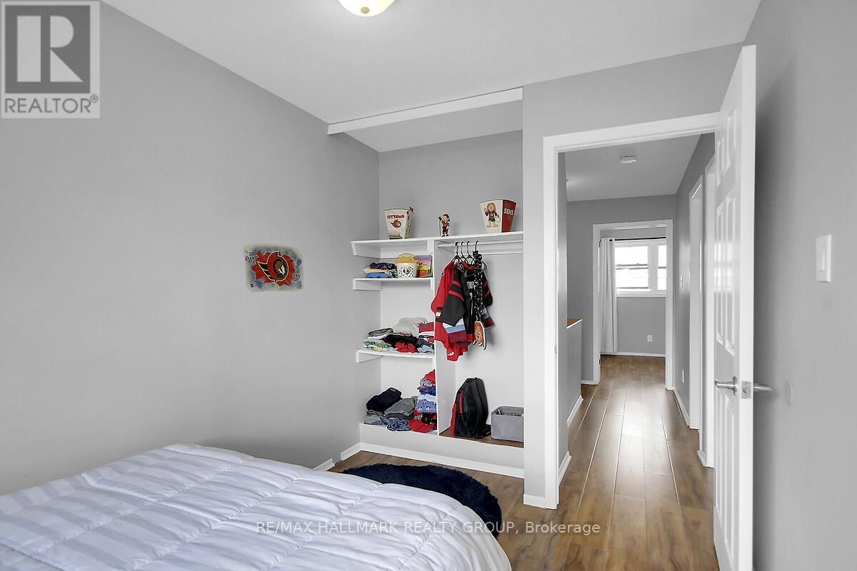 20 BENTBROOK CRESCENT Image 32