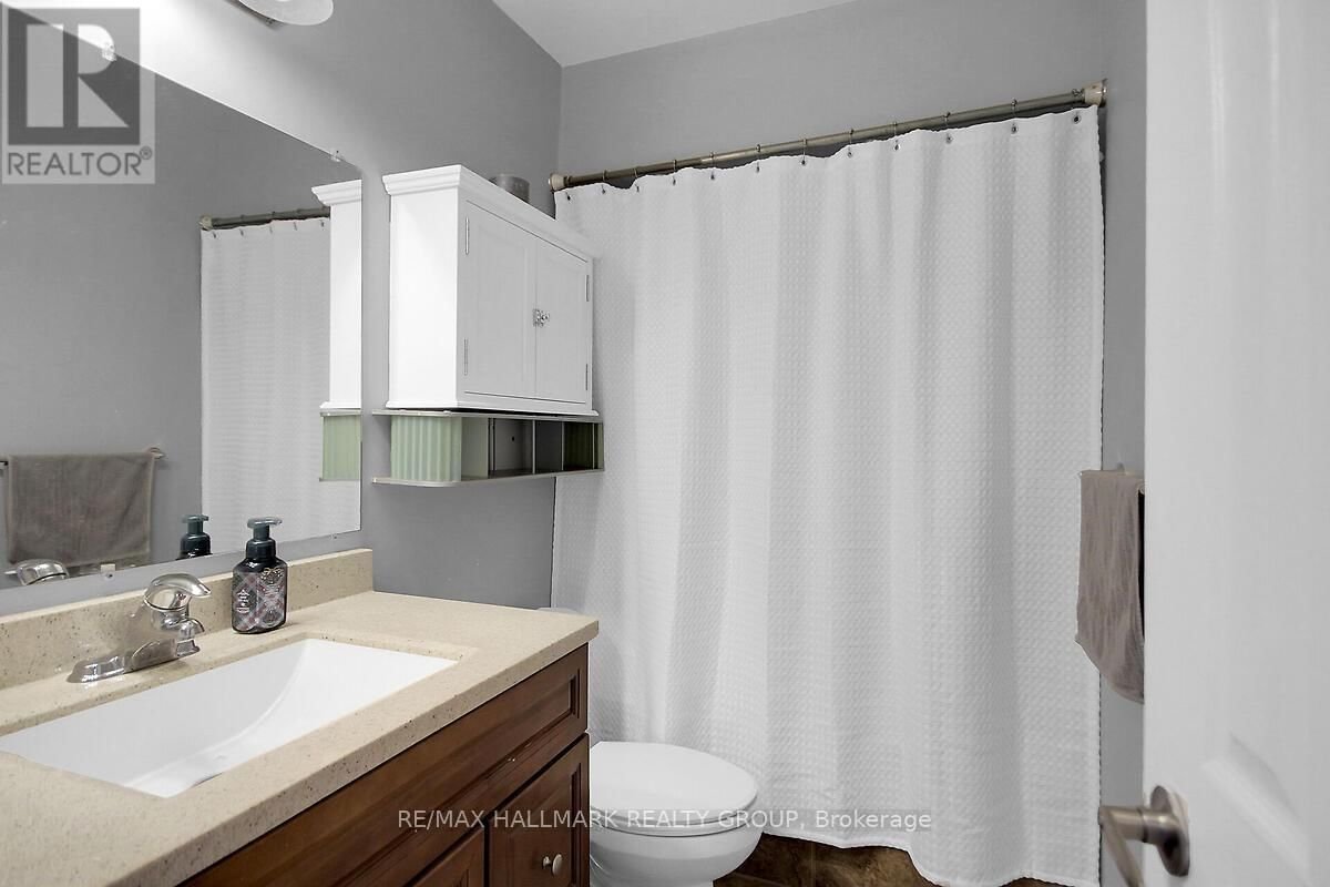 20 BENTBROOK CRESCENT Image 33