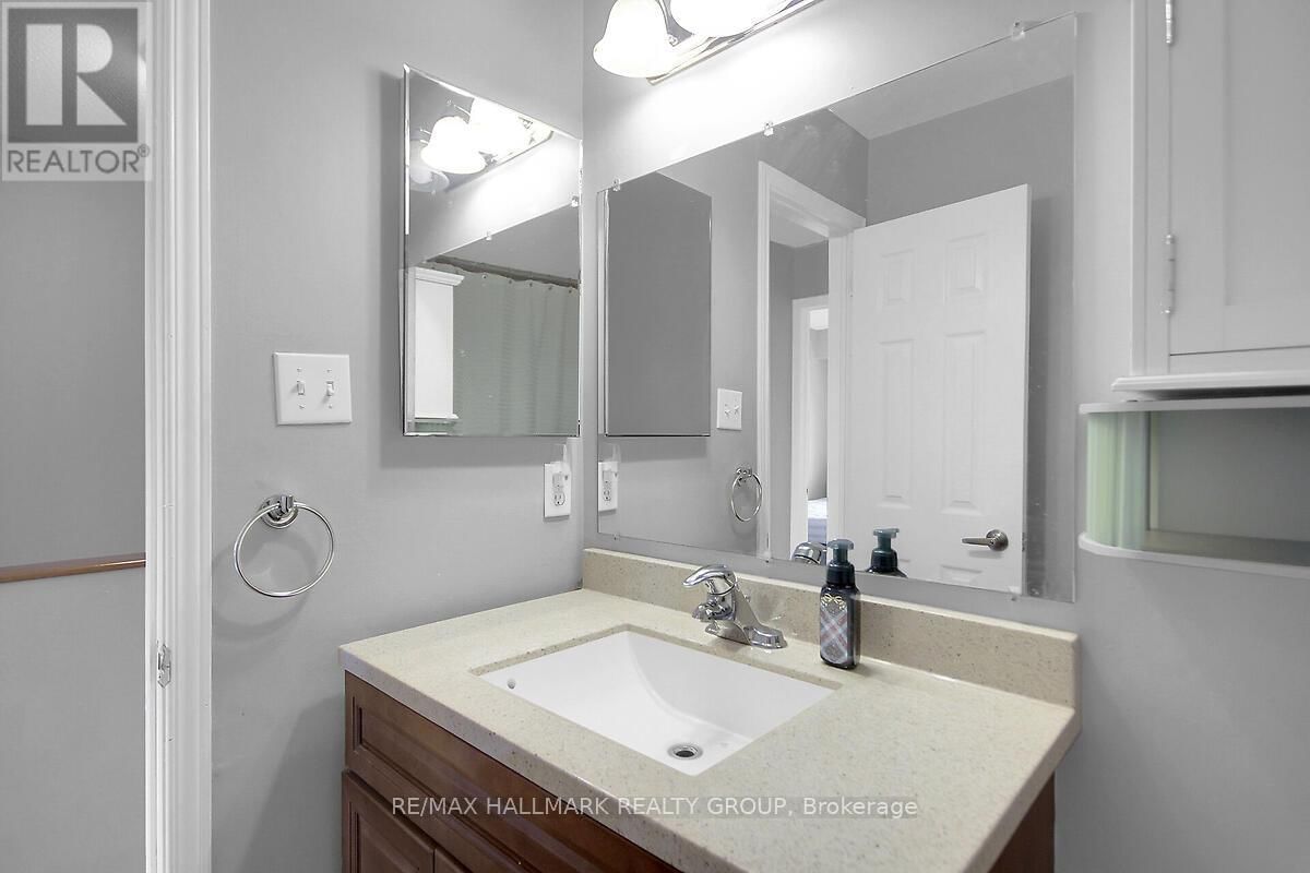 20 BENTBROOK CRESCENT Image 34