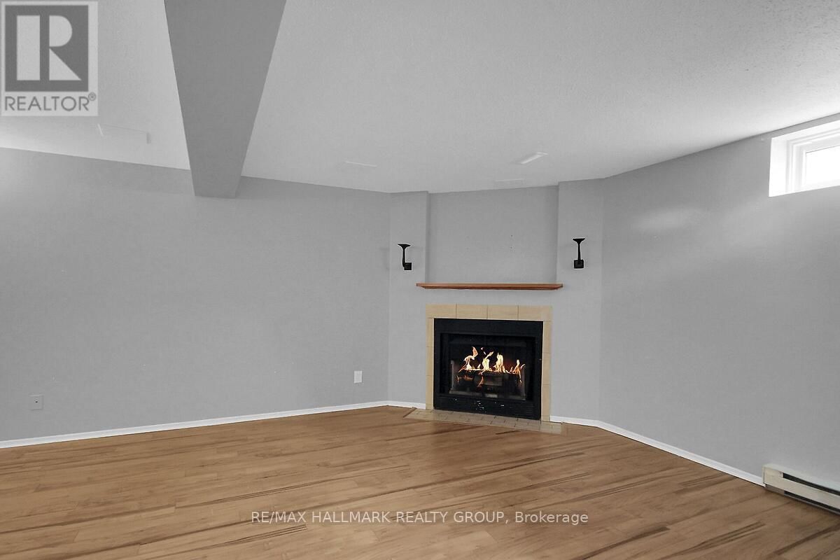20 BENTBROOK CRESCENT Image 36