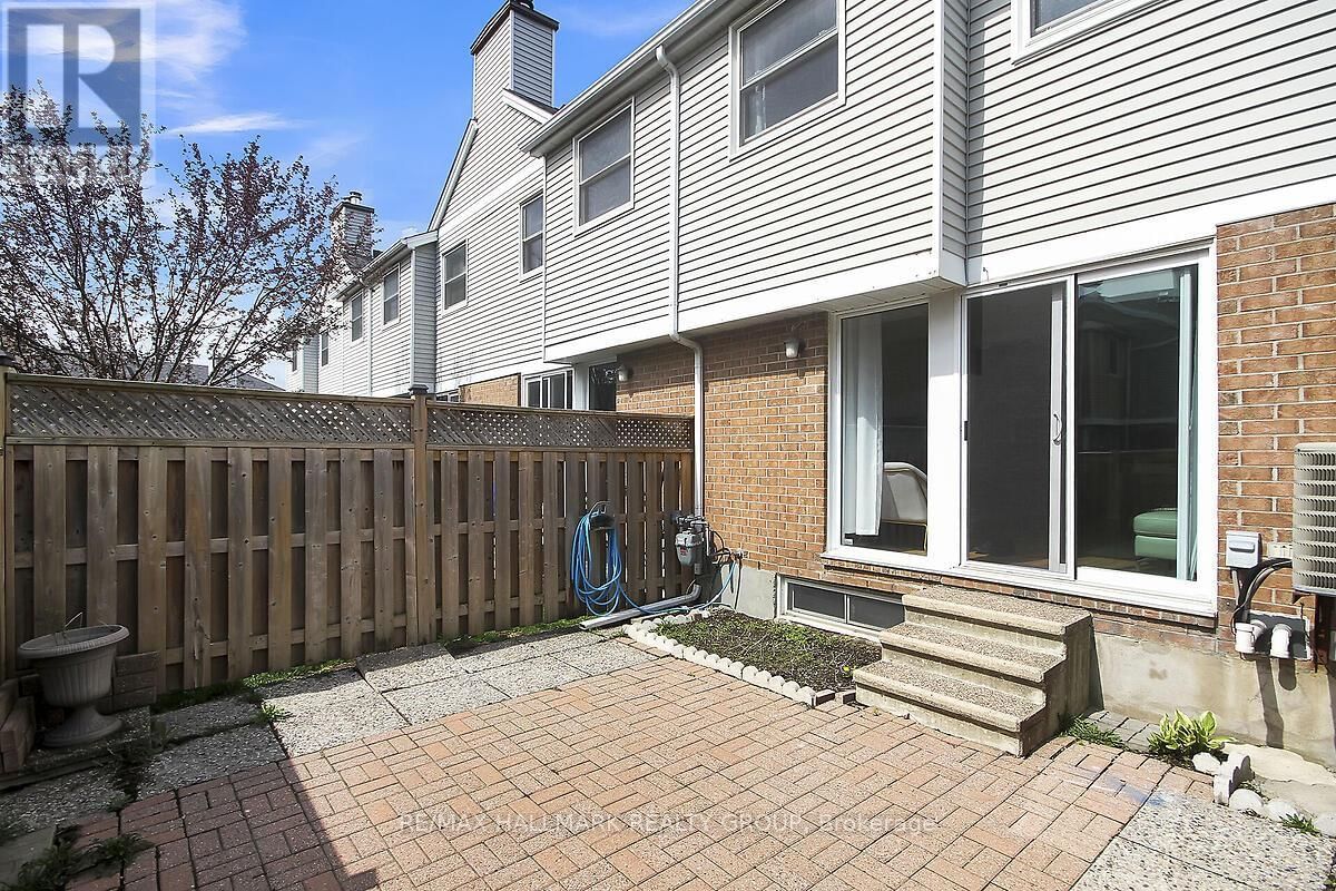 20 BENTBROOK CRESCENT Image 44