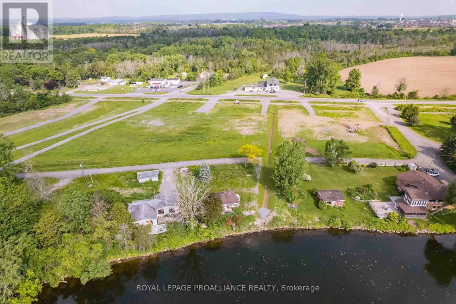 LOYALIST PARKWAY Image 5