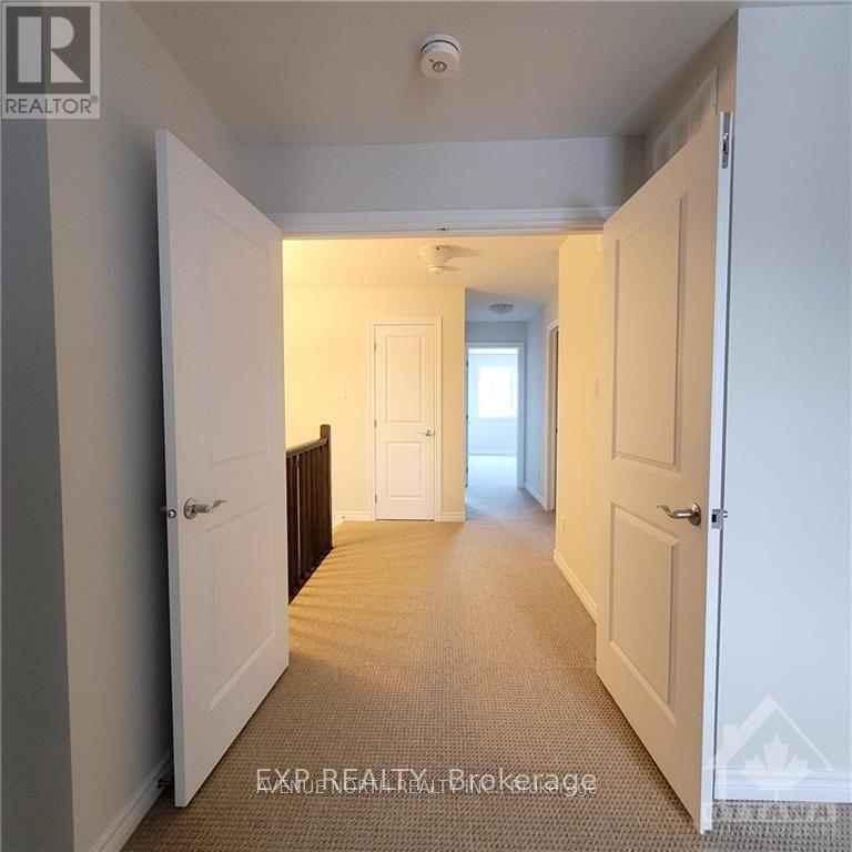 1013 KIJIK CRESCENT Image 6