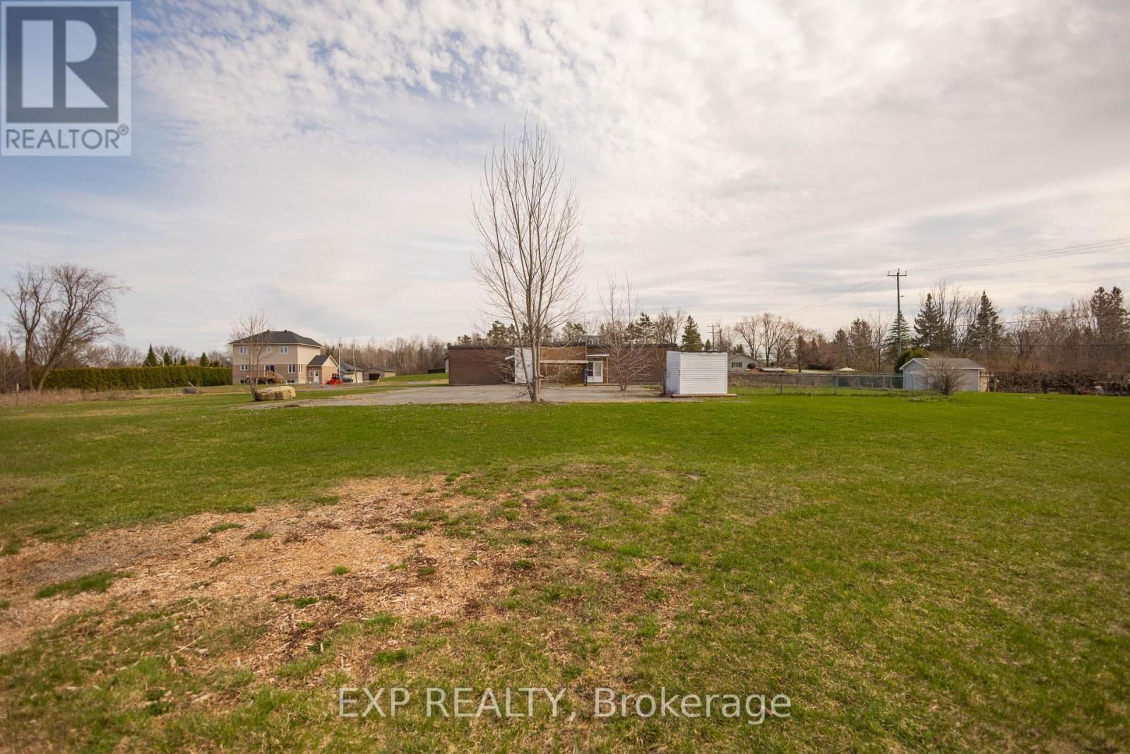581 CHERYL STREET Image 8