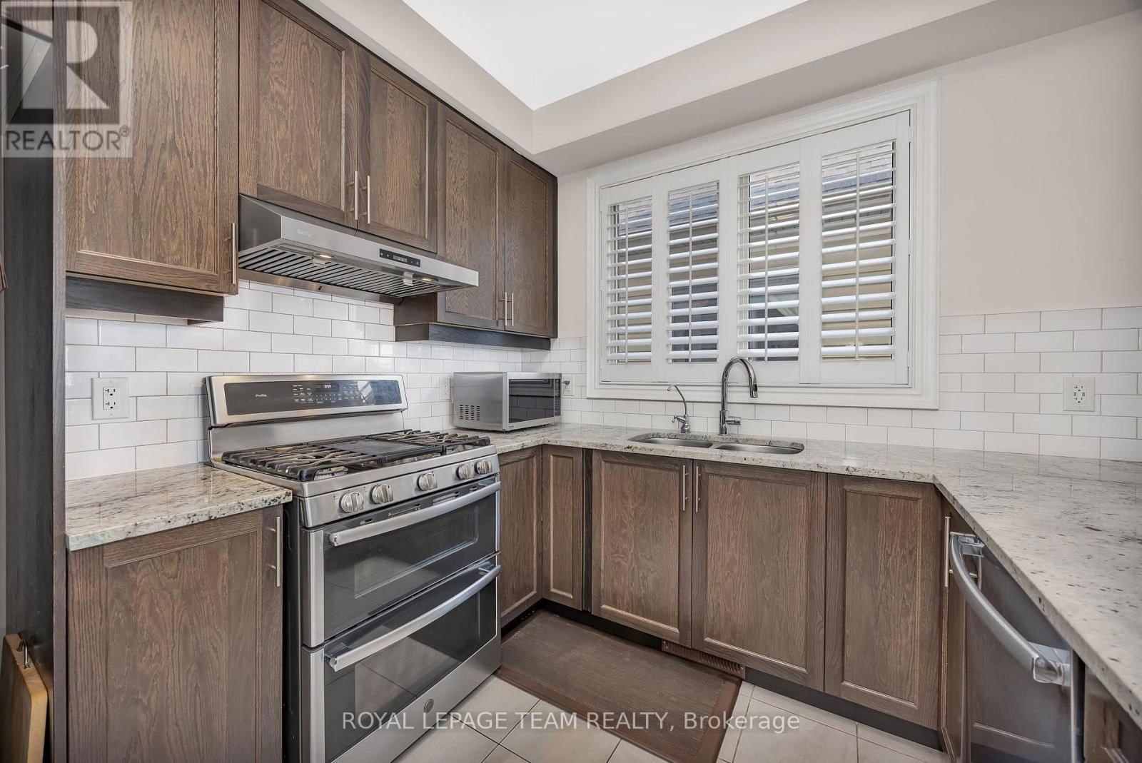 3243 HARVESTER CRESCENT Image 10