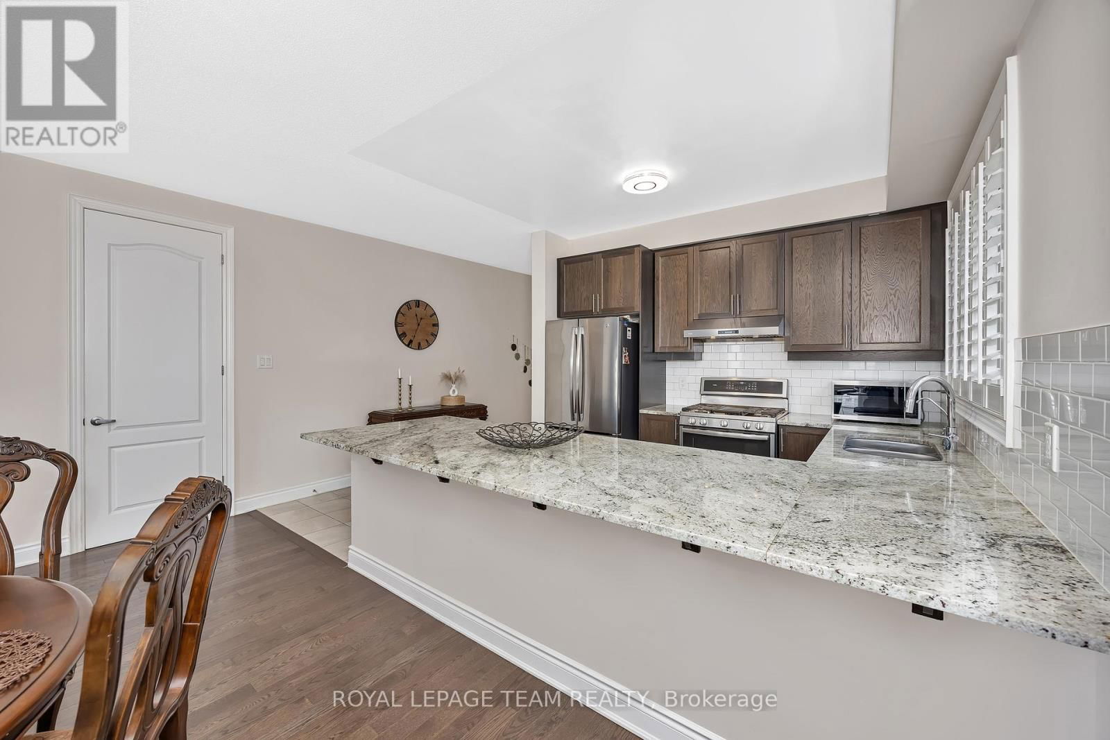 3243 HARVESTER CRESCENT Image 12