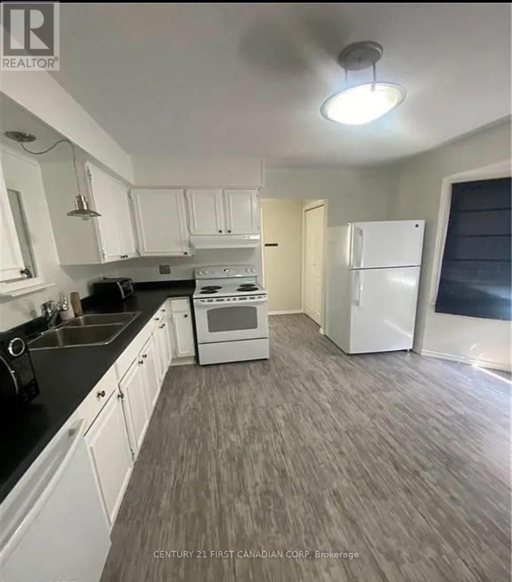 UNIT A - 80 CLIFTON CRESCENT Image 14