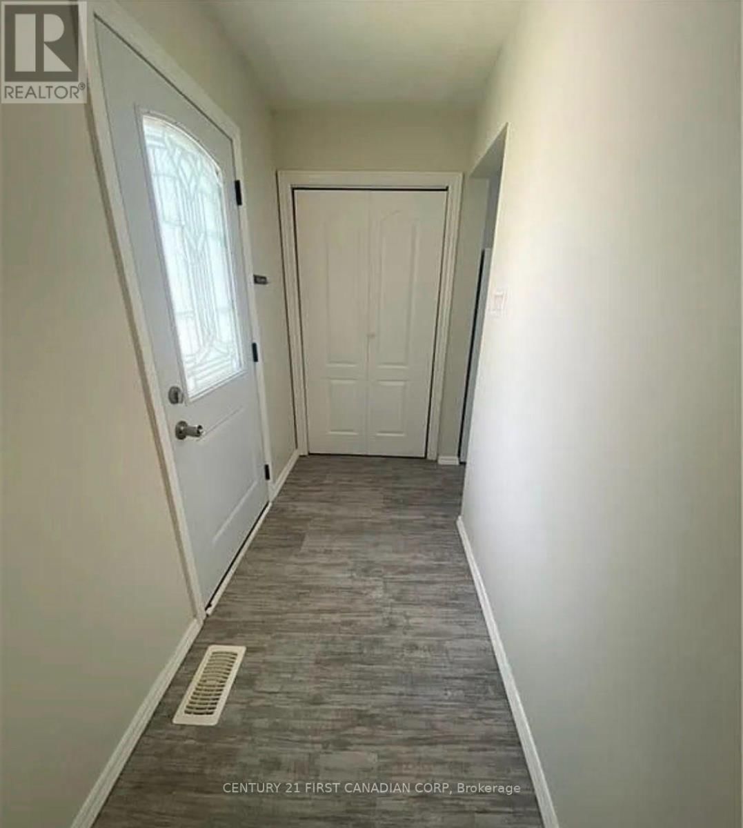 UNIT A - 80 CLIFTON CRESCENT Image 15