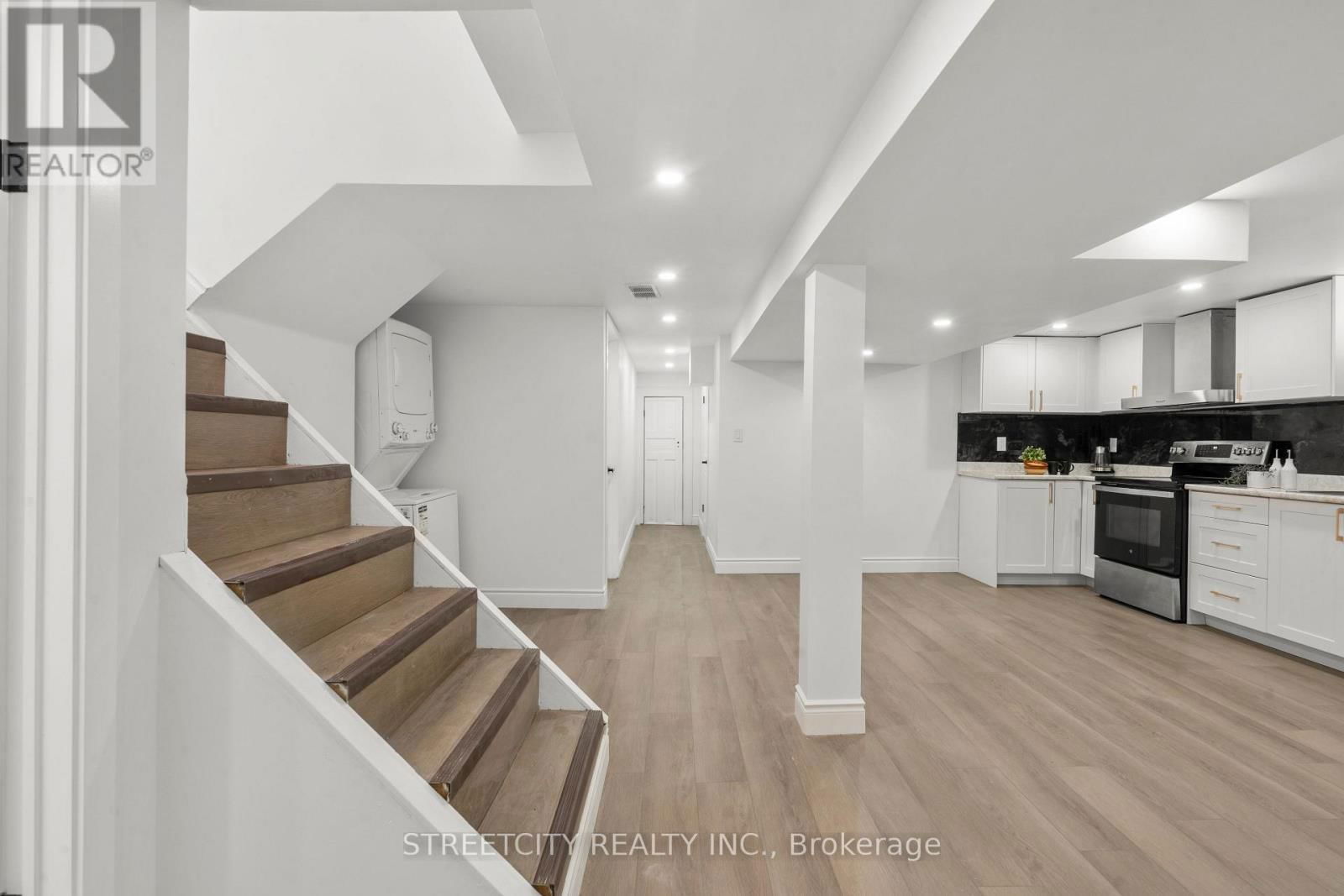 79 GLASS AVENUE Image 24