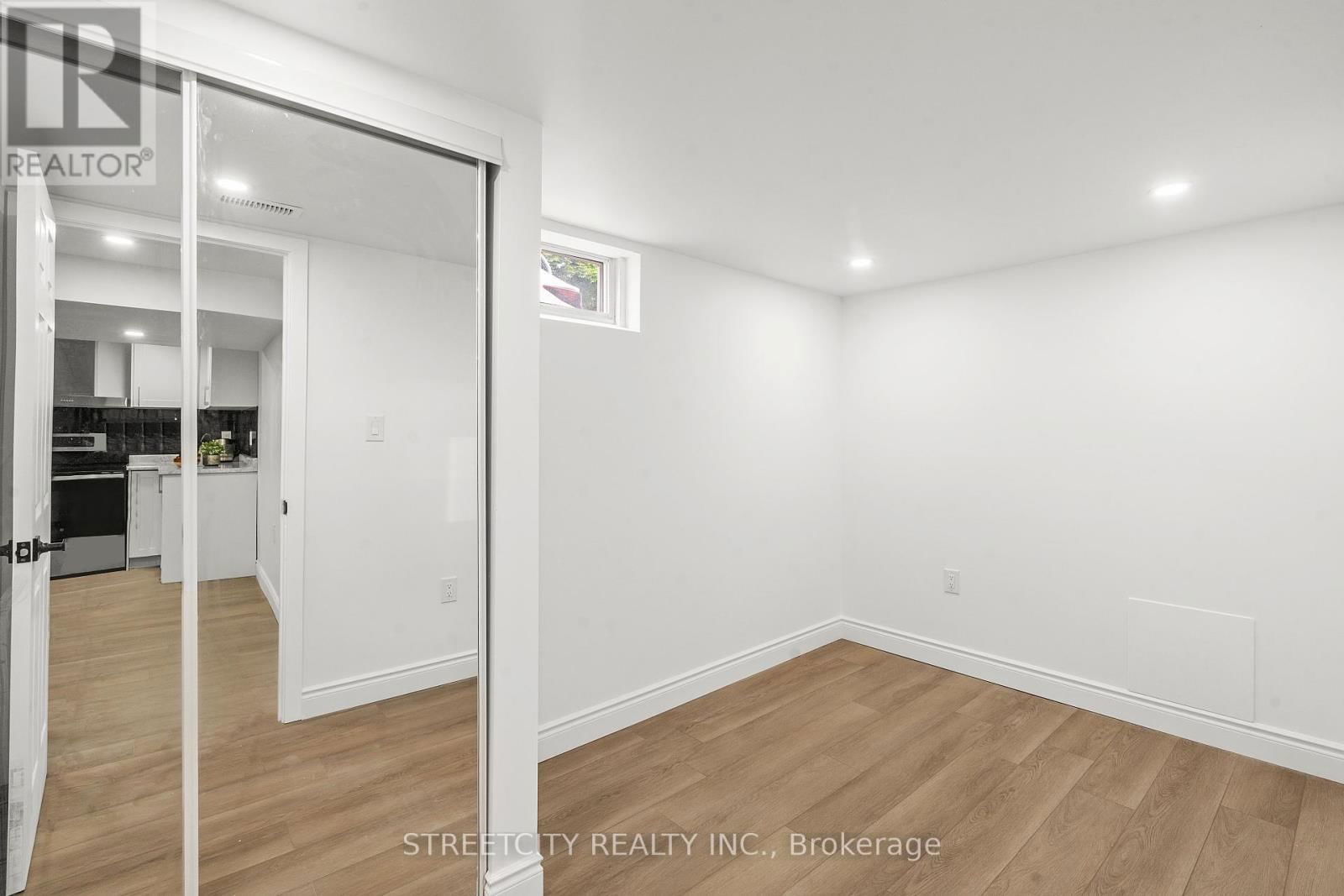 79 GLASS AVENUE Image 31
