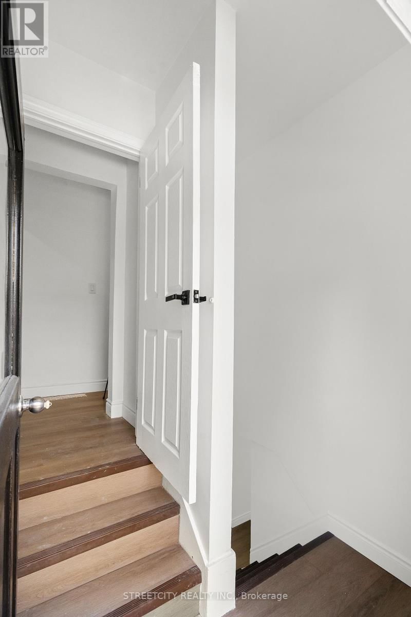 79 GLASS AVENUE Image 34