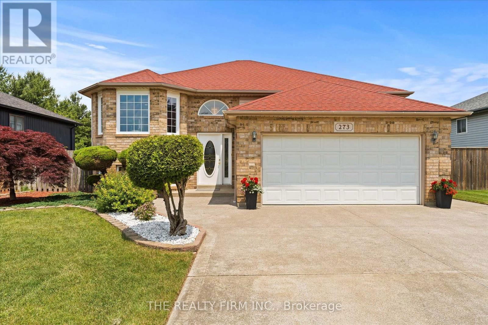 273 GIGNAC CRESCENT Image 1
