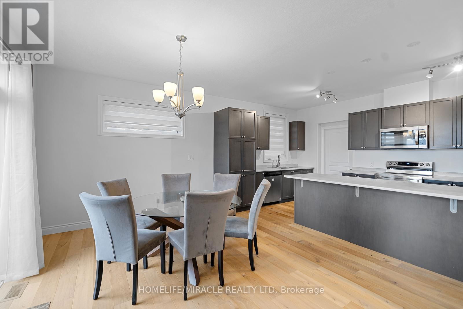 260 HOLDEN STREET Image 13