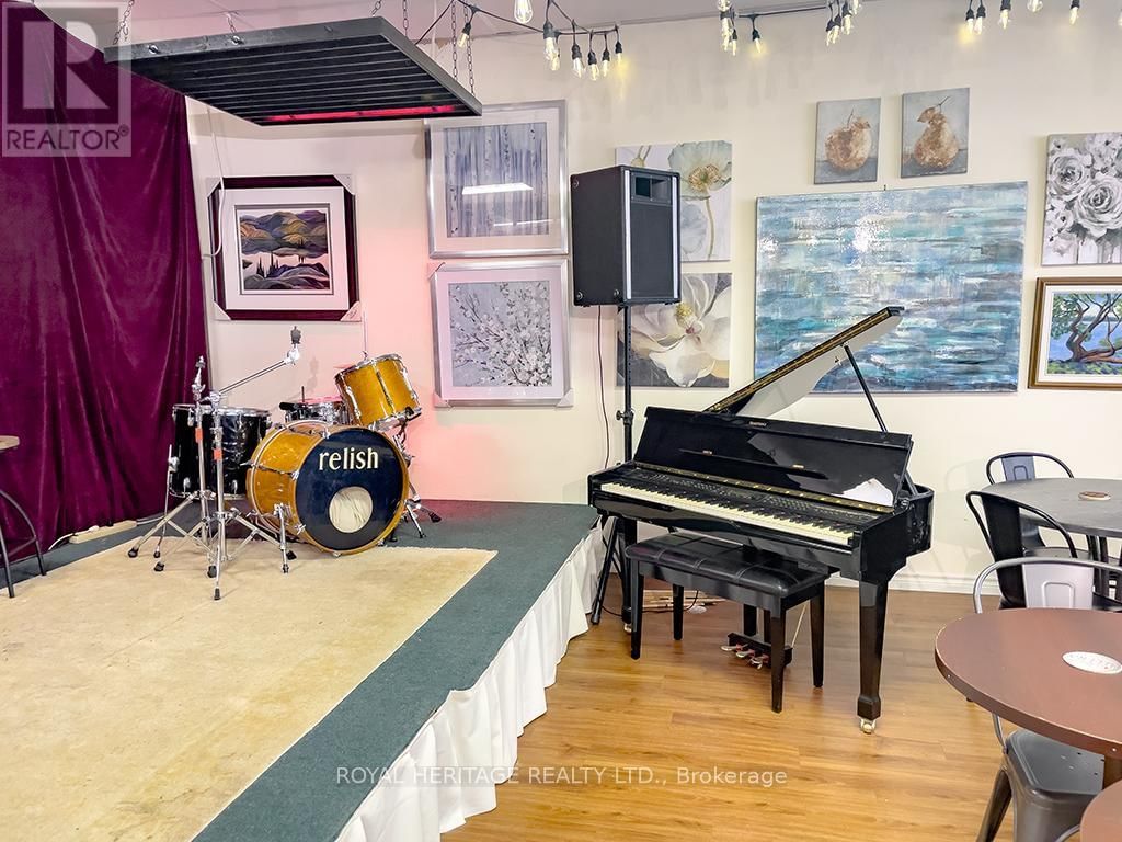 313 FRONT STREET Image 12