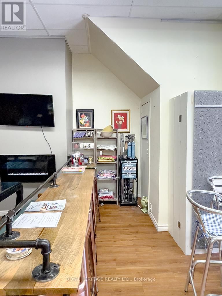 313 FRONT STREET Image 14