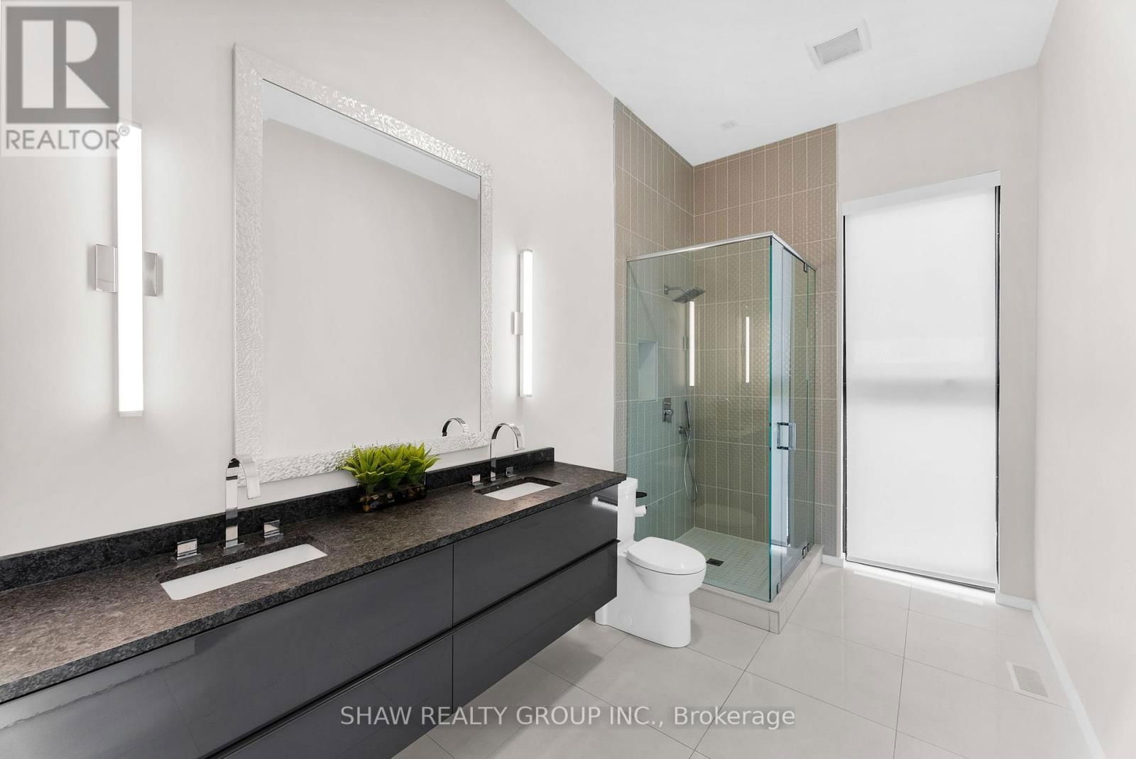1448 MANNHEIM ROAD Image 26
