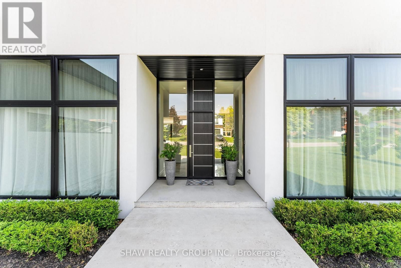 1448 MANNHEIM ROAD Image 4