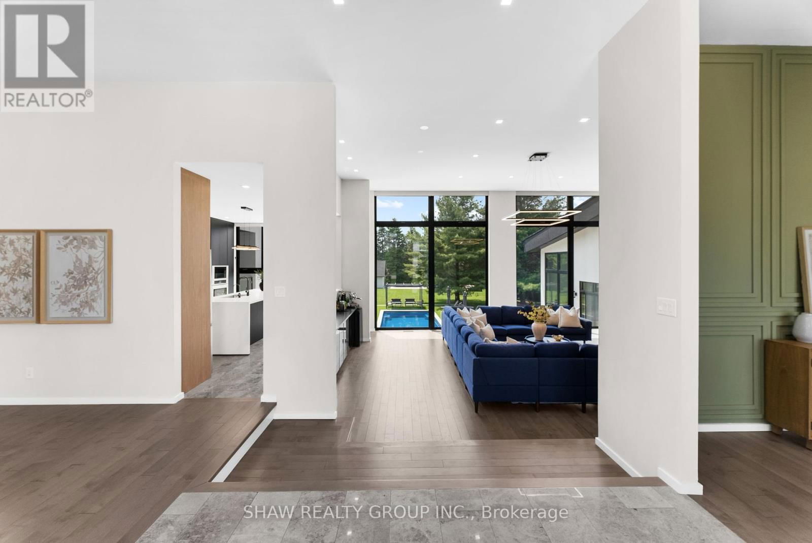 1448 MANNHEIM ROAD Image 6
