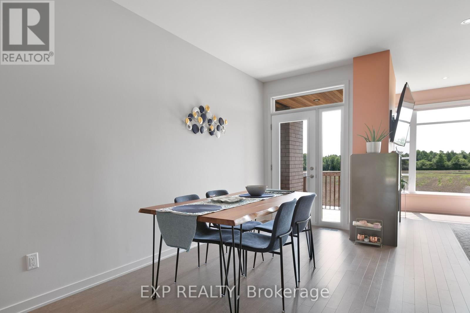 244 SHUTTLEWORTH DRIVE Image 20