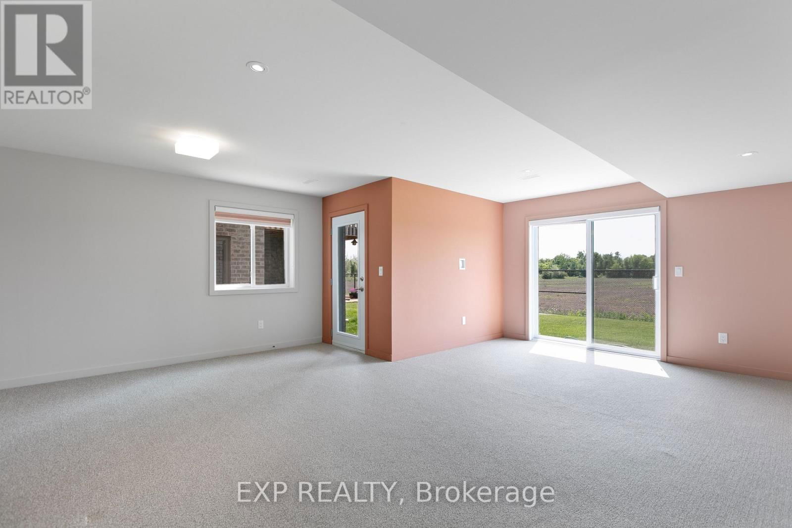 244 SHUTTLEWORTH DRIVE Image 42