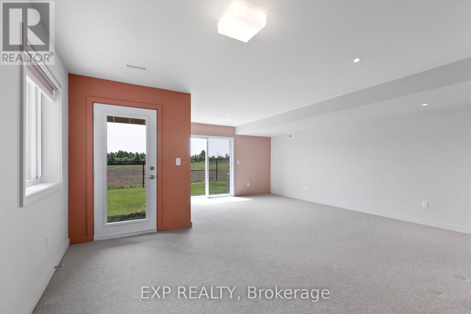 244 SHUTTLEWORTH DRIVE Image 43